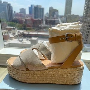 Seychelles Much Publicized Wedge